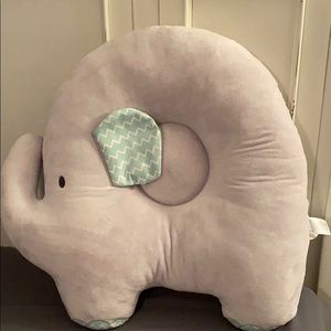 Baby boppy pillow